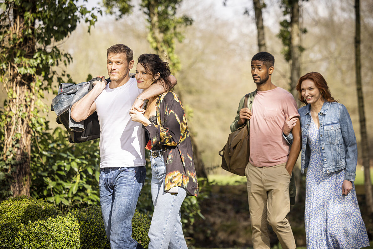 The Couple Next Door, Staffel 1