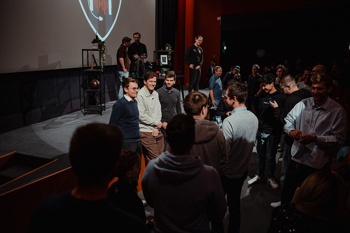 TEAMGEIST – Premiere